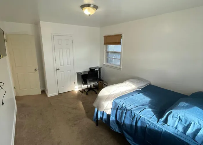 Cozy Home Near Downtown Rahway
